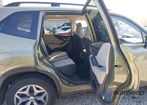 2019 Subaru Forester Premium z USA, uszkodzony, nr VIN JF2SKAEC7KH416323